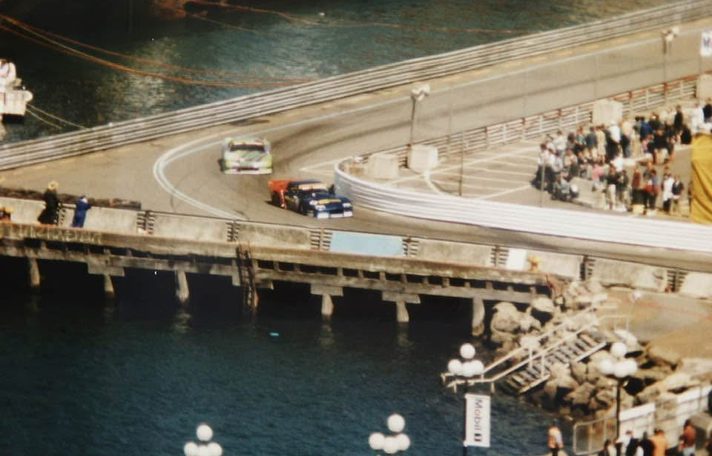 The #9 Camaro on the Wellington waterfront section, seen from above